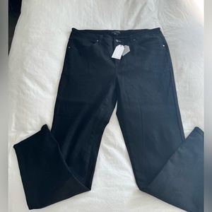 NWT Universal Standard Black Skinny Jeans (Size 16)